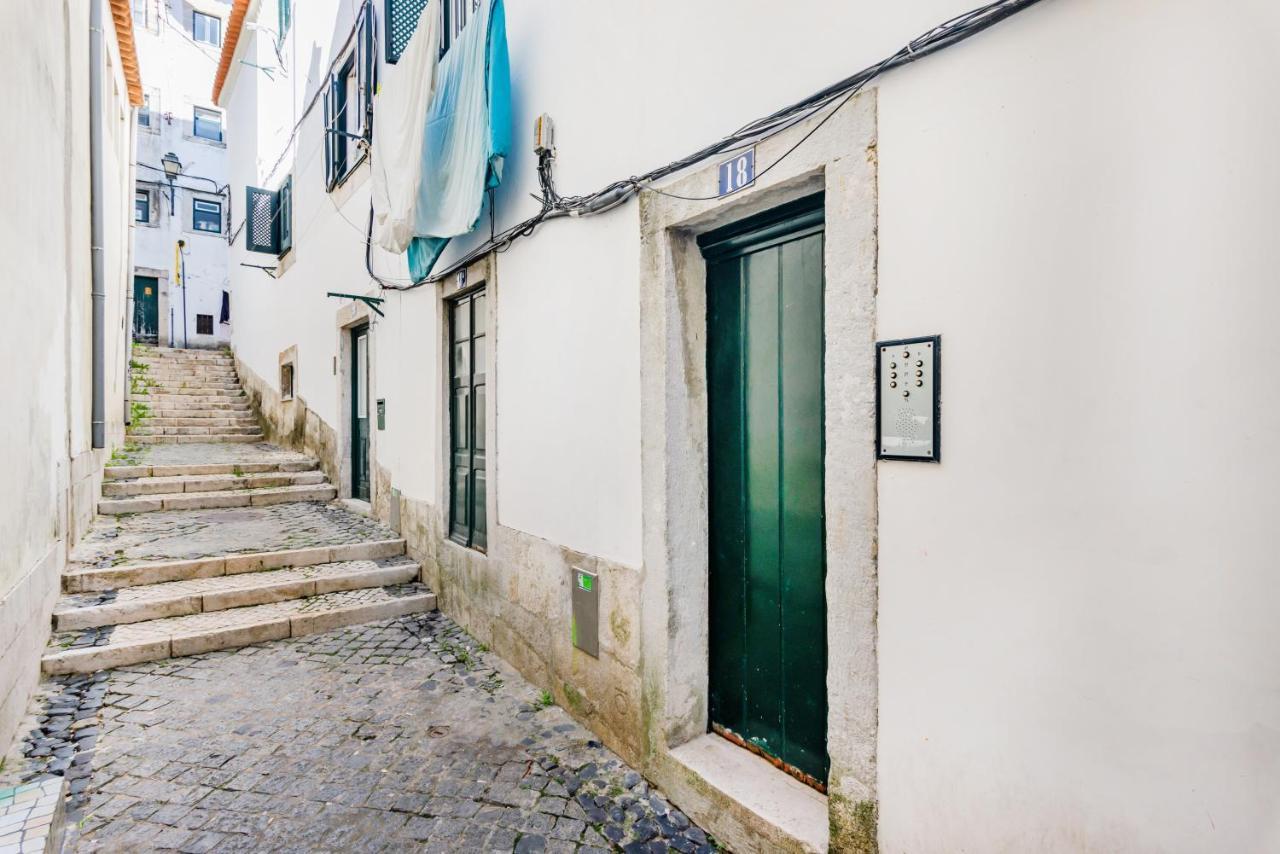 Romantic Alfama Getaway Лиссабон Экстерьер фото